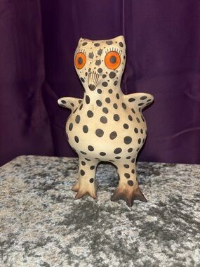 Zuni Pueblo Native American pottery owl